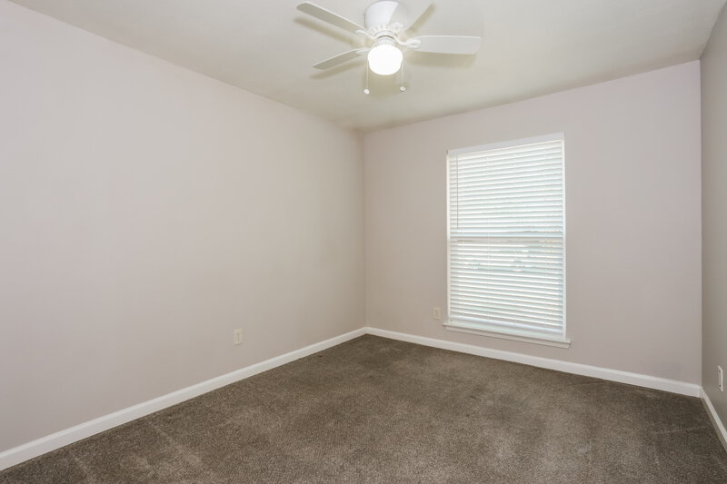 1,960/Mo, 5907 Willow Crest Dr Arlington, TX 76017 Bedroom View 2