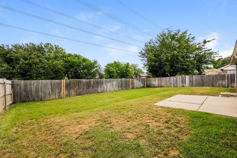 2,375/Mo, 5215 Nocona Lane Arlington, TX 76018 Rear View
