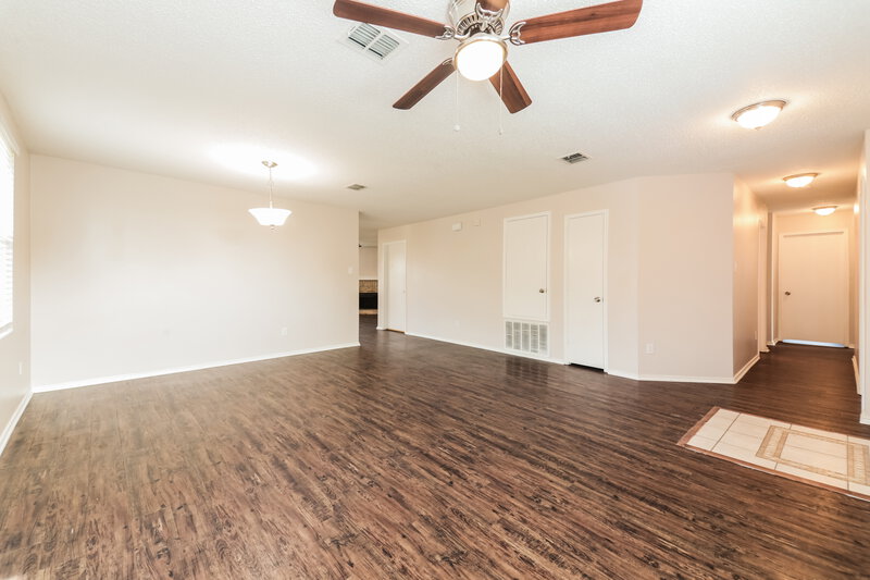 2,075/Mo, 3006 Dusty Ridge Drive Rockwall, TX 75032 Living Room View
