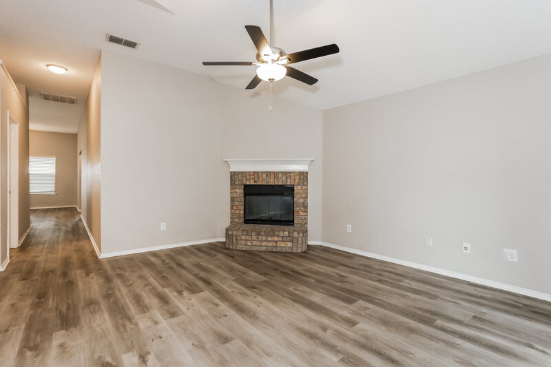 1,805/Mo, 10213 Dallam Lane Fort Worth, TX 76108 Living Room View 2