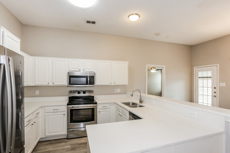 1,805/Mo, 10213 Dallam Lane Fort Worth, TX 76108 Kitchen View 2