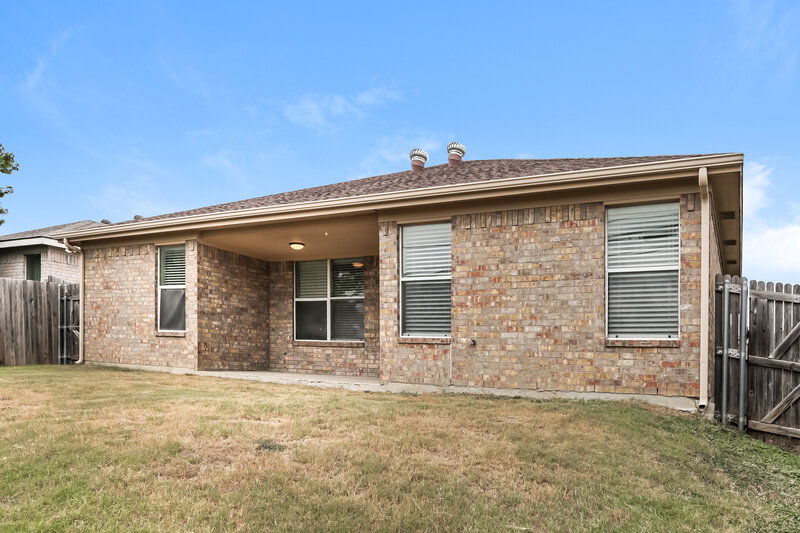 1,805/Mo, 10213 Dallam Lane Fort Worth, TX 76108 Rear View