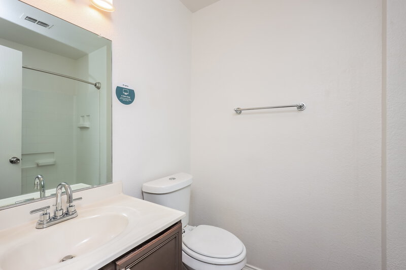 2,105/Mo, 12025 Arbor Lake Rd Rhome, TX 76078 Bathroom View