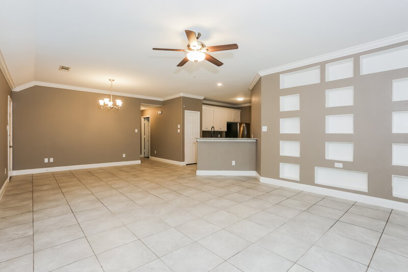 1,825/Mo, 811 N Ridge White Settlement, TX 76108 Living Room View