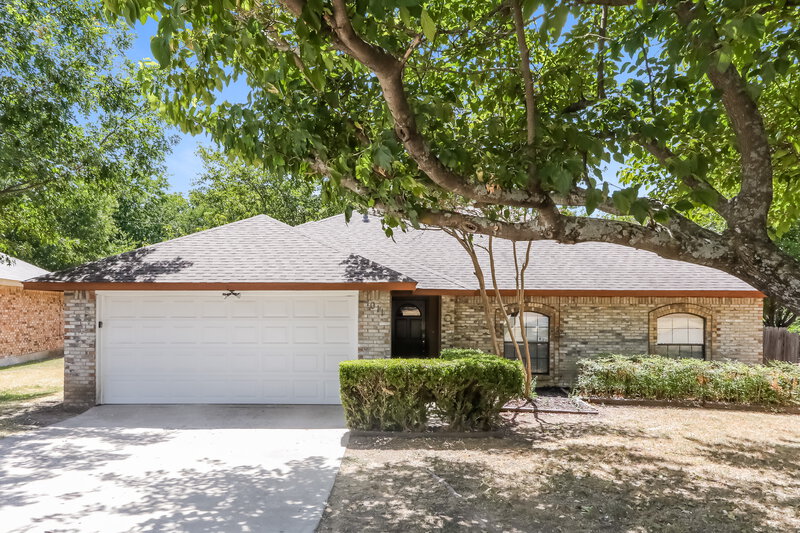2,290/Mo, 1011 Brookside Dr Cedar Hill, TX 75104 External View