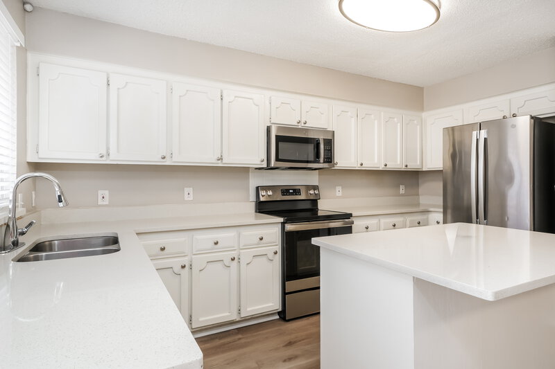 1,935/Mo, 6628 Brookdale Dr Watauga, TX 76148 Kitchen View 2