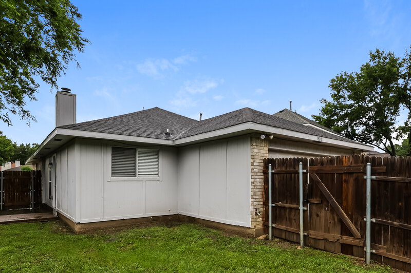 2,085/Mo, 1501 Juniper Ln Mesquite, TX 75149 Rear View