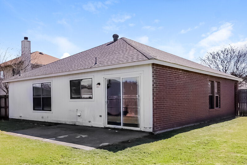 2,270/Mo, 721 King St Cedar Hill, TX 75104 Rear View