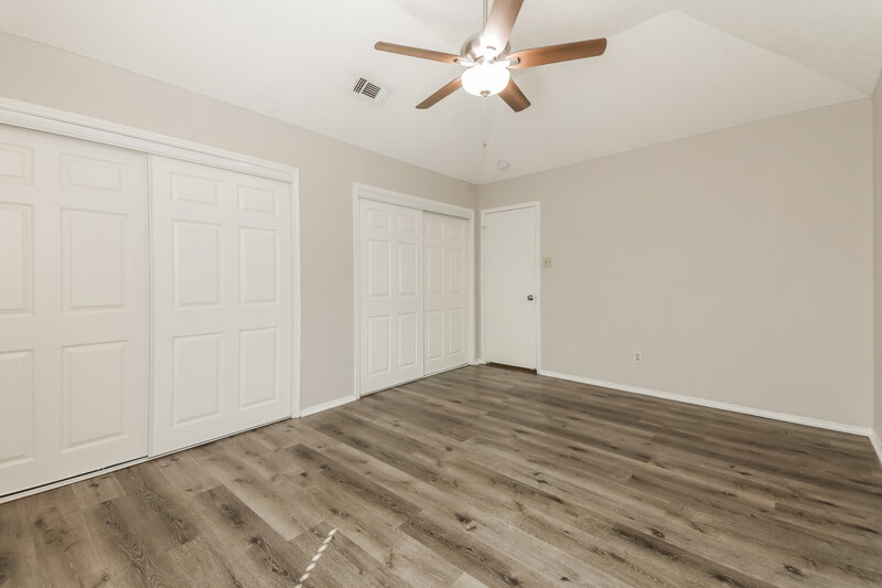 2,175/Mo, 6227 Arrowwood Drive Arlington, TX 76001 Main Bedroom View 2