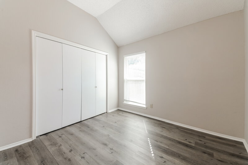 2,175/Mo, 6227 Arrowwood Drive Arlington, TX 76001 Bedroom View 2