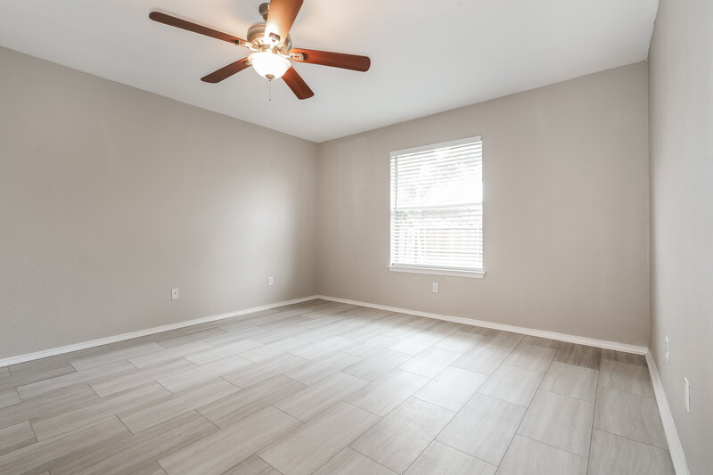 1,815/Mo, 1213 Misty Meadow Dr Midlothian, TX 76065 Main Bedroom View