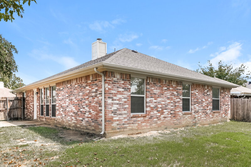1,815/Mo, 1213 Misty Meadow Dr Midlothian, TX 76065 Rear View