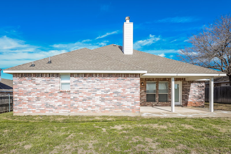2,355/Mo, 107 Vine St Glenn Heights, TX 75154 Rear View