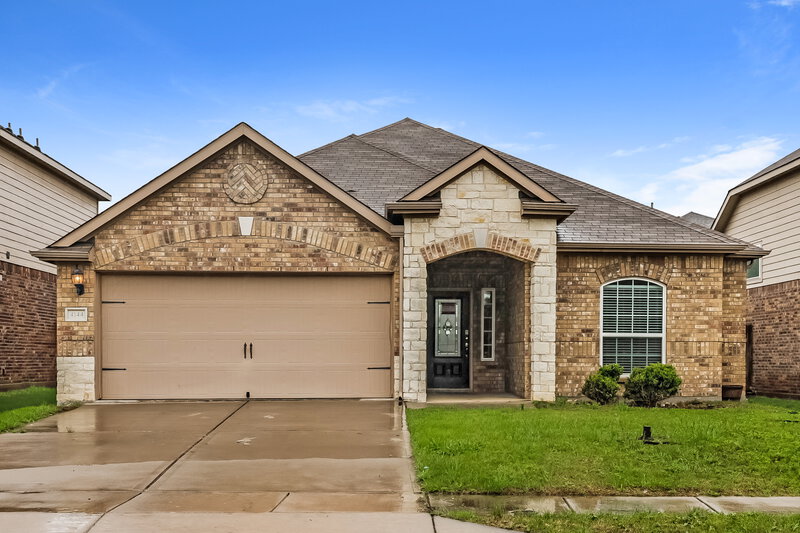 2,035/Mo, 4144 Tower Ln Crowley, TX 76036 External View