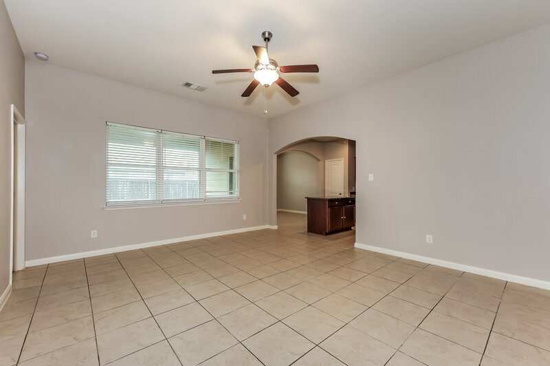 2,035/Mo, 4144 Tower Ln Crowley, TX 76036 Living Room View