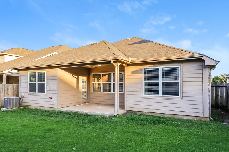 2,015/Mo, 4144 Tower Ln Crowley, TX 76036 Rear View 2