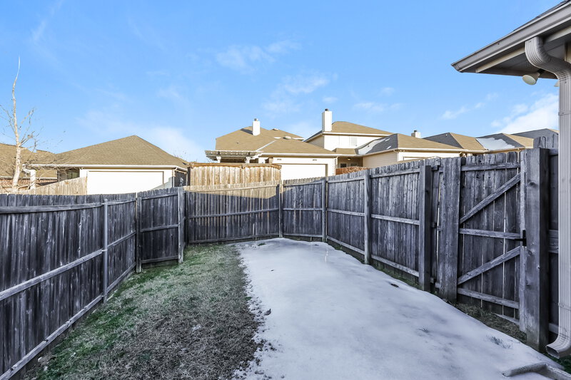 2,135/Mo, 517 Pawnee St Cross Roads, TX 76227 Rear View