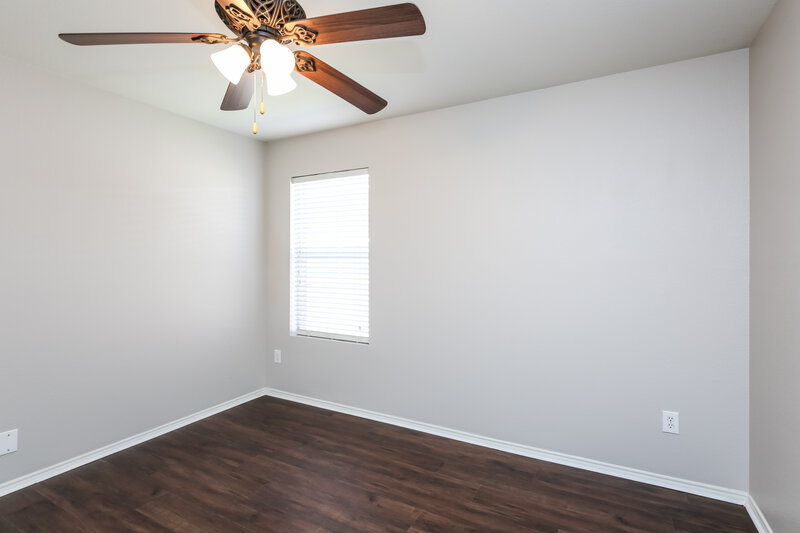 2,270/Mo, 1705 Hickory Creek Ln Rockwall, TX 75032 Bedroom View 4