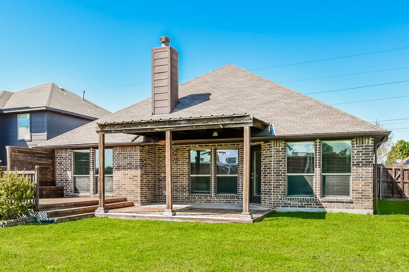 2,165/Mo, 720 Valley Court Royse City, TX 75189 Rear View