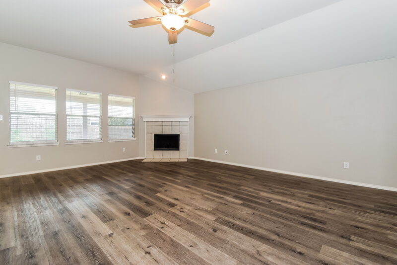 2,040/Mo, 2117 Athabasca Falls Drive Anna, TX 75409 Living Room View 3