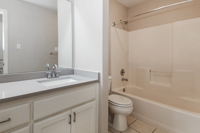 1,690/Mo, 1105 Brookhaven Drive Royse City, TX 75189 Bathroom View