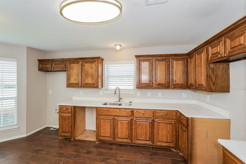 2,155/Mo, 1320 Sierra Blanca Dr Burleson, TX 76028 Kitchen View 2