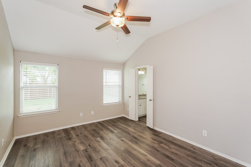2,155/Mo, 1320 Sierra Blanca Dr Burleson, TX 76028 Main Bedroom View