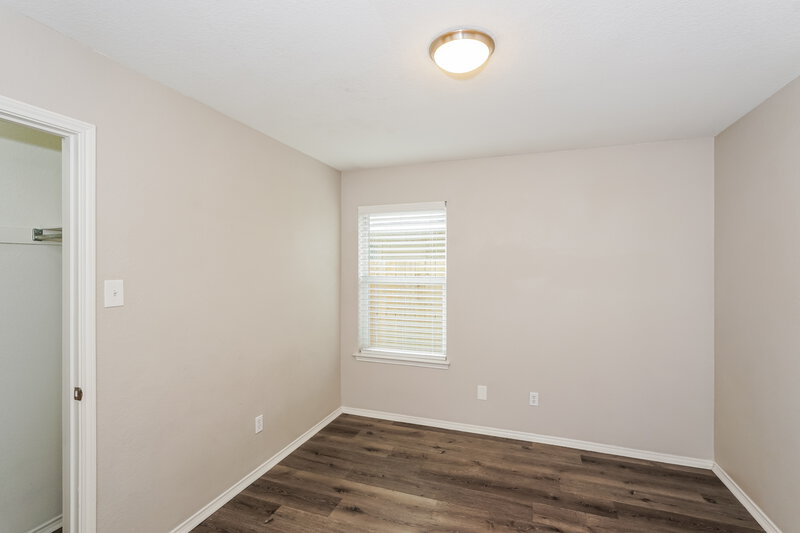 2,155/Mo, 1320 Sierra Blanca Dr Burleson, TX 76028 Bedroom View 2