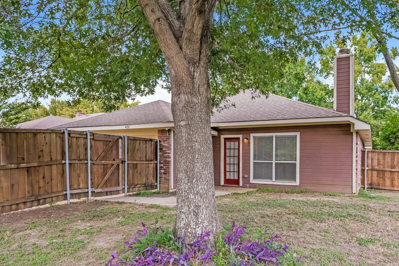 2,370/Mo, 419 Kimmel Dr Cedar Hill, TX 75104 Rear View