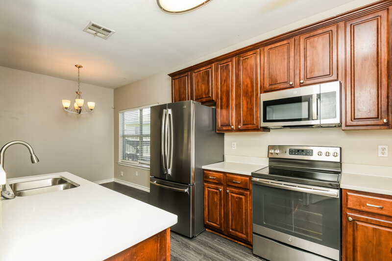 1,920/Mo, 2012 Alanbrooke Dr Fort Worth, TX 76140 Kitchen View 3