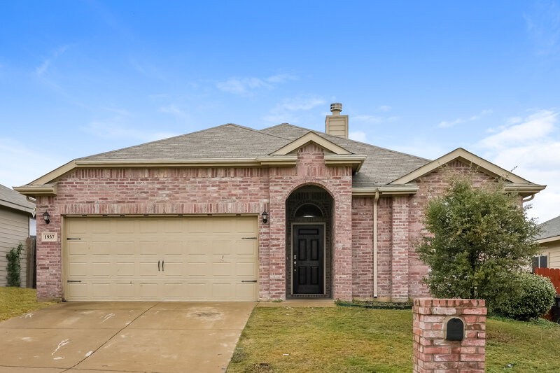 2,245/Mo, 1937 Belshire Ct Fort Worth, TX 76140 External View