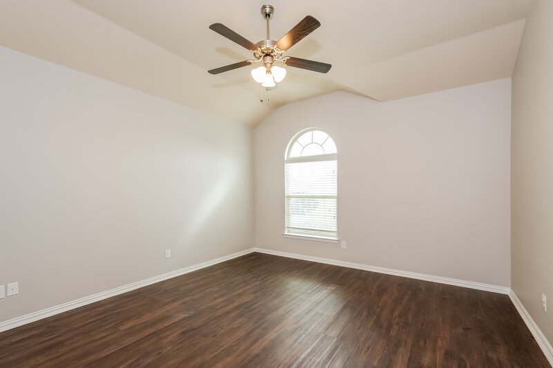 2,245/Mo, 1937 Belshire Ct Fort Worth, TX 76140 Main Bedroom View