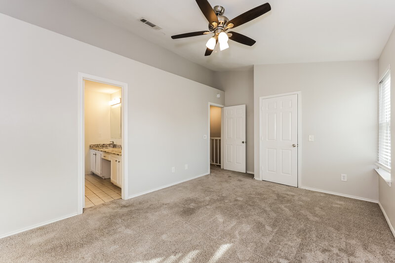 2,410/Mo, 305 Chapman St Cedar Hill, TX 75104 Main Bedroom View