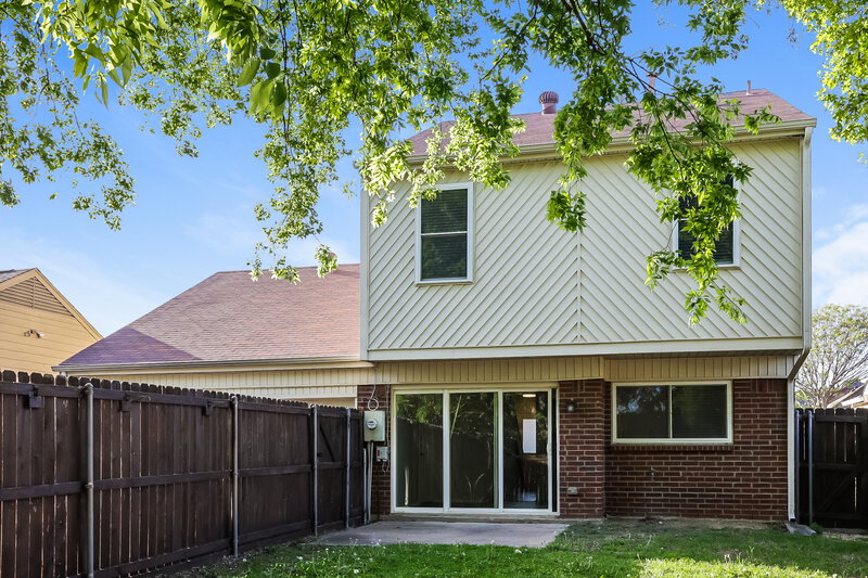 2,410/Mo, 305 Chapman St Cedar Hill, TX 75104 Rear View
