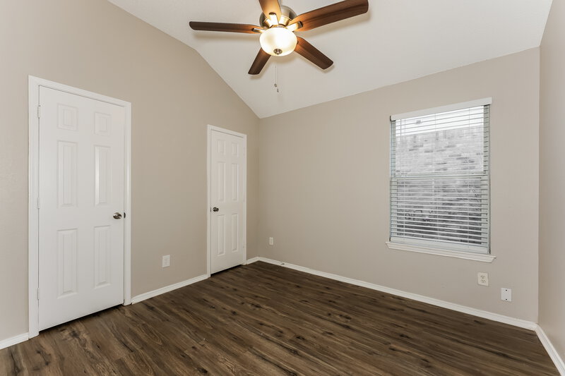 1,895/Mo, 4701 Palm Ridge Dr Fort Worth, TX 76133 Bedroom View 2