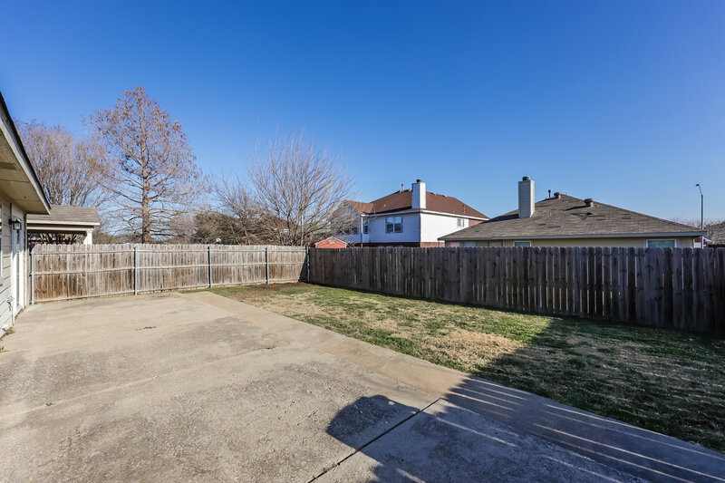 1,895/Mo, 4701 Palm Ridge Dr Fort Worth, TX 76133 Exterior View