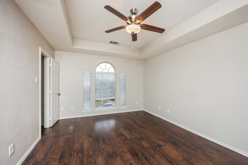 2,740/Mo, 307 Alpine Drive DeSoto, TX 75115 Main Bedroom View 2