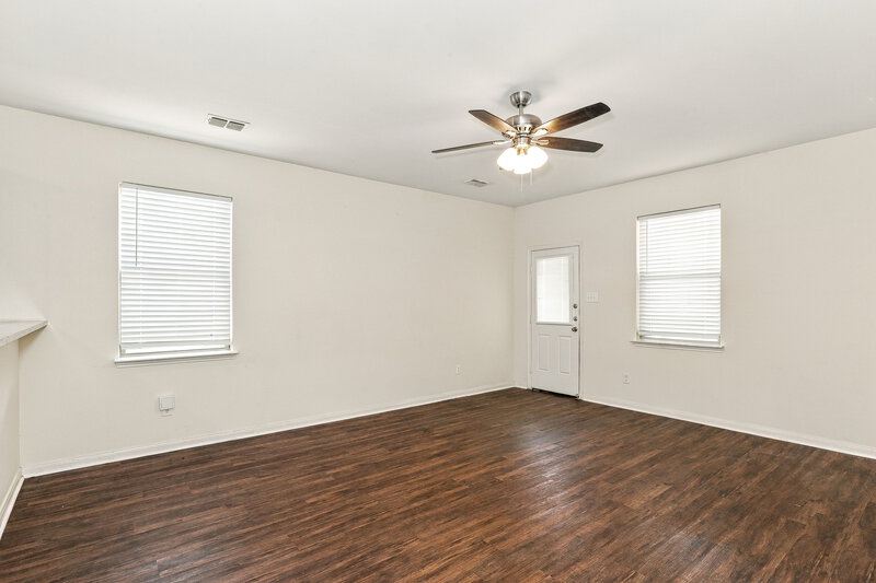 2,035/Mo, 14333 Wrangler Way Dallas, TX 75253 Living Room View