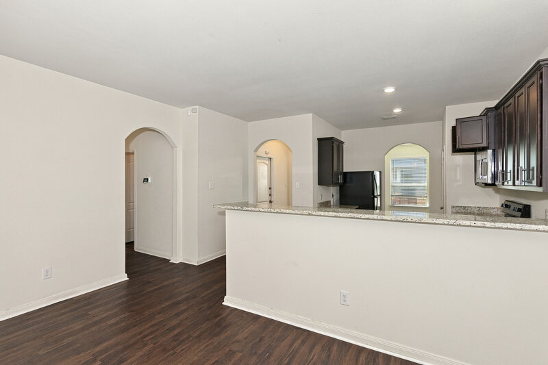 2,035/Mo, 14333 Wrangler Way Dallas, TX 75253 Kitchen View 2