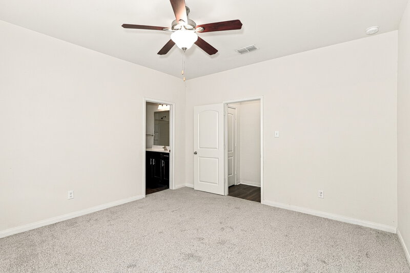 2,035/Mo, 14333 Wrangler Way Dallas, TX 75253 Primary Bedroom View