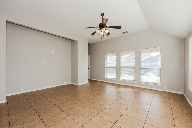 2,430/Mo, 656 Brooks St Crowley, TX 76036 Living Room View