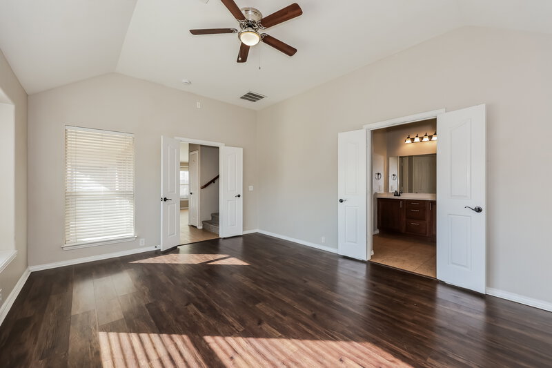 2,430/Mo, 656 Brooks St Crowley, TX 76036 Main Bedroom View