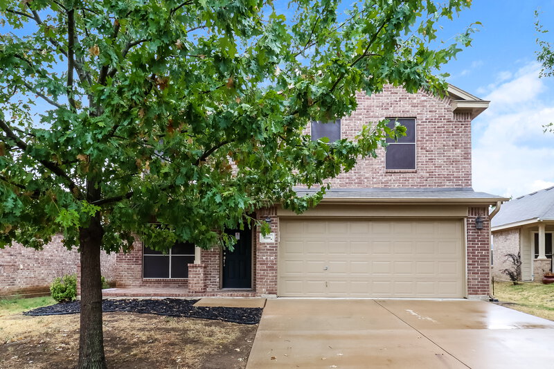 2,330/Mo, 1209 Maplewood Dr Crowley, TX 76036 External View