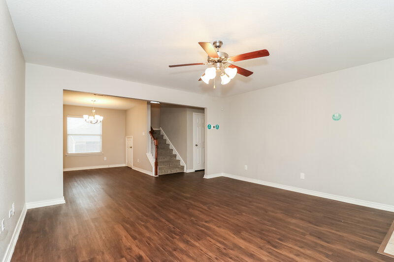 2,330/Mo, 1209 Maplewood Dr Crowley, TX 76036 Living Room View 2