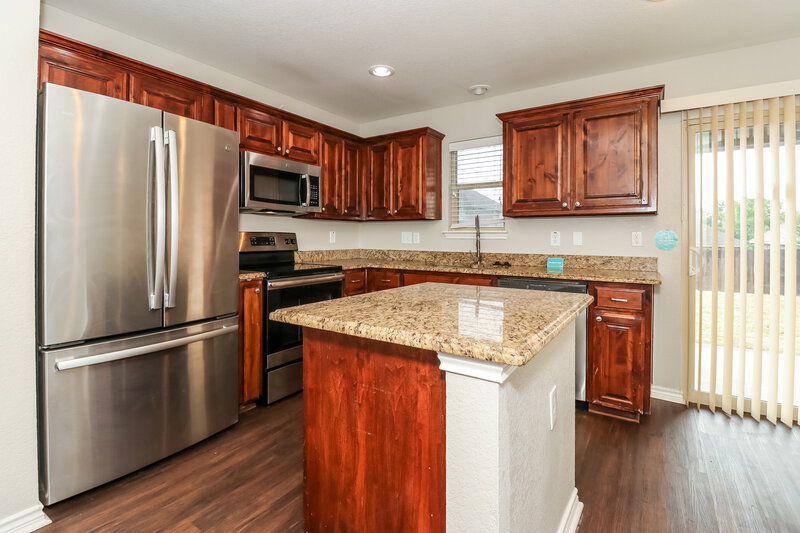 2,330/Mo, 1209 Maplewood Dr Crowley, TX 76036 Kitchen View
