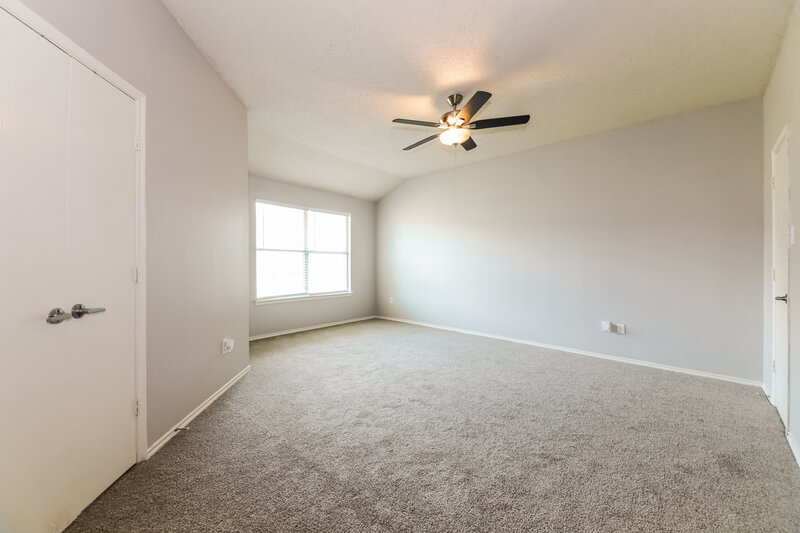 2,135/Mo, 1603 Venus Dr E Lancaster, TX 75134 Main Bedroom View