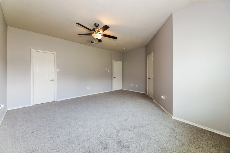 2,135/Mo, 1603 Venus Dr E Lancaster, TX 75134 Main Bedroom View 2