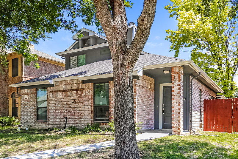 2,340/Mo, 6338 Los Altos Dr Mesquite, TX 75150 Front View
