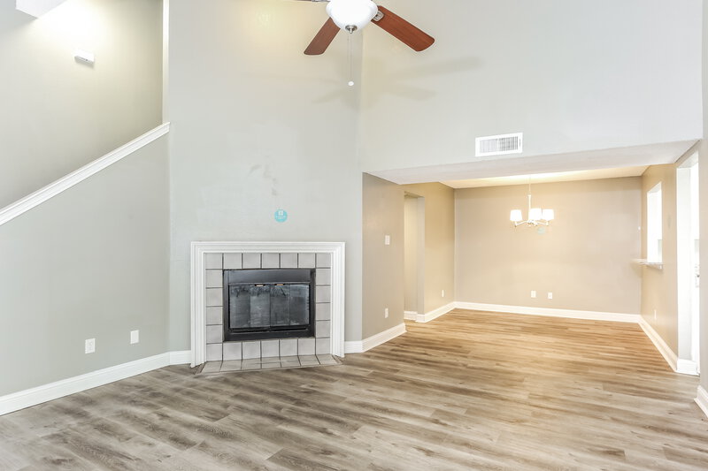 2,340/Mo, 6338 Los Altos Dr Mesquite, TX 75150 Living Room View