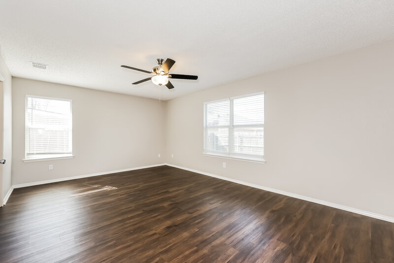 1,850/Mo, 249 Heritage Drive Crowley, TX 76036 Main Bedroom View